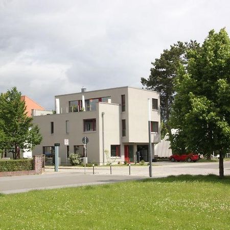 Appartements Am Bauhaus Дессау Экстерьер фото
